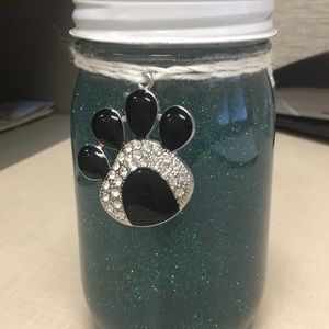 Meet your Posher, Carolyn